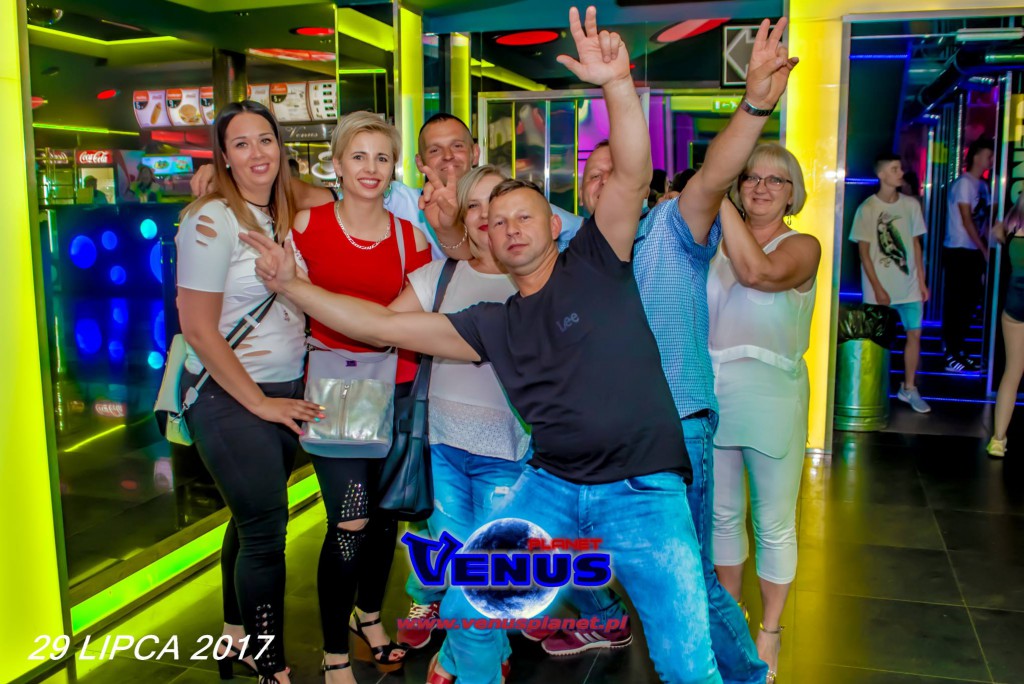 Szalona impreza w klubie Venus