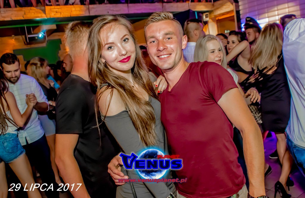 Szalona impreza w klubie Venus