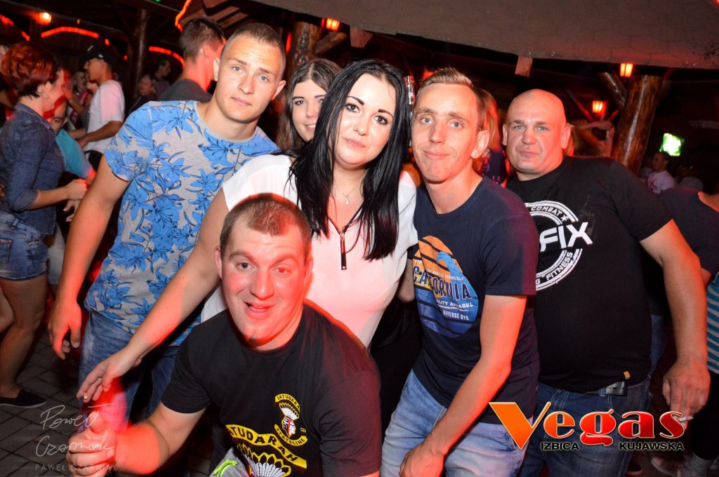 Gorąca, imprezowa noc w klubie Vegas