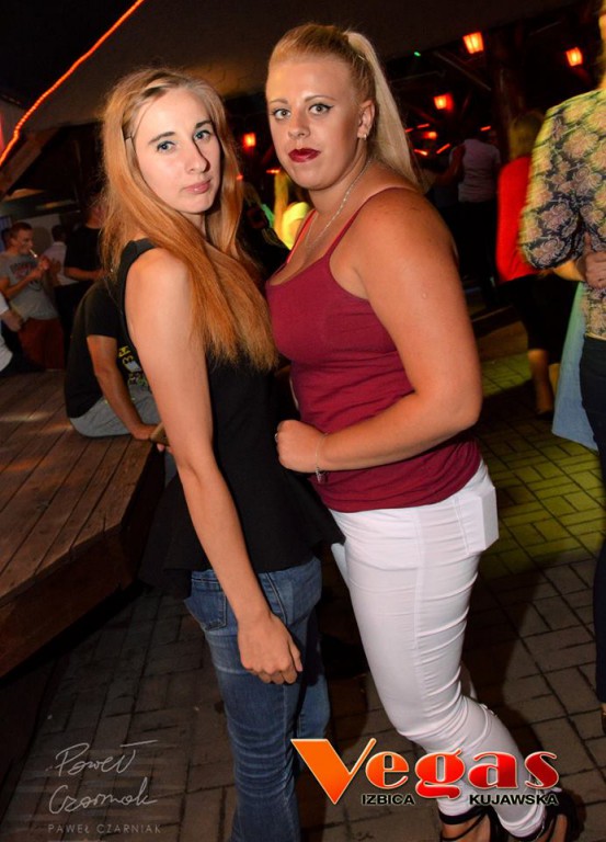 Gorąca, imprezowa noc w klubie Vegas