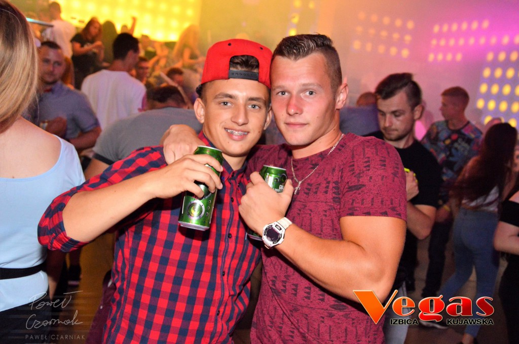 Gorąca, imprezowa noc w klubie Vegas