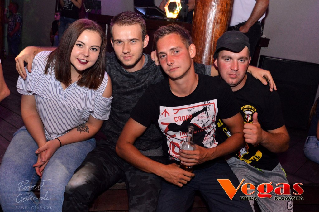 Gorąca, imprezowa noc w klubie Vegas