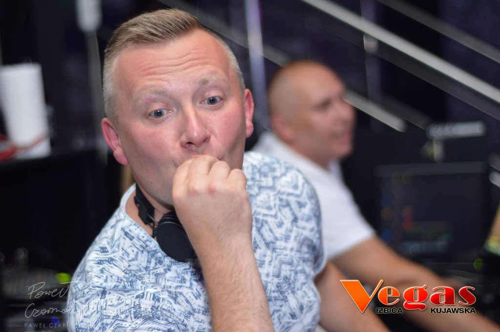 Gorąca, imprezowa noc w klubie Vegas