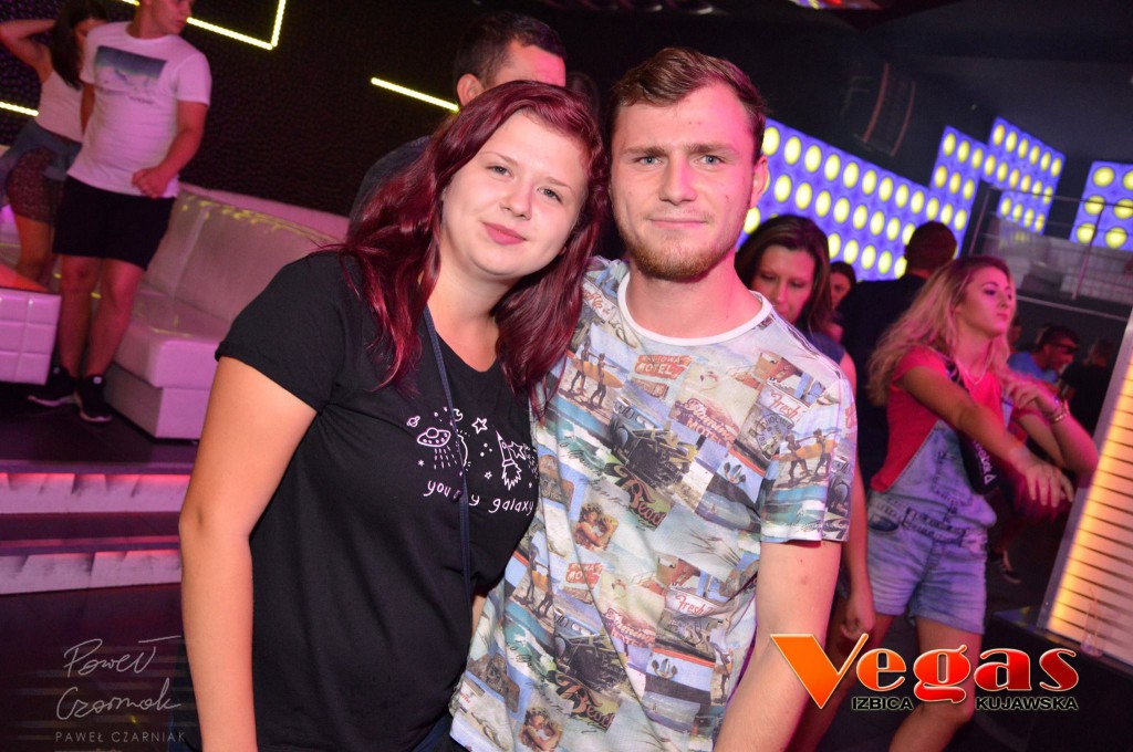 Gorąca, imprezowa noc w klubie Vegas