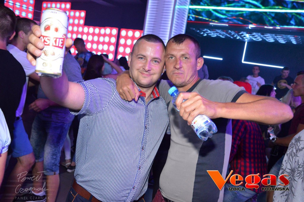 Gorąca, imprezowa noc w klubie Vegas
