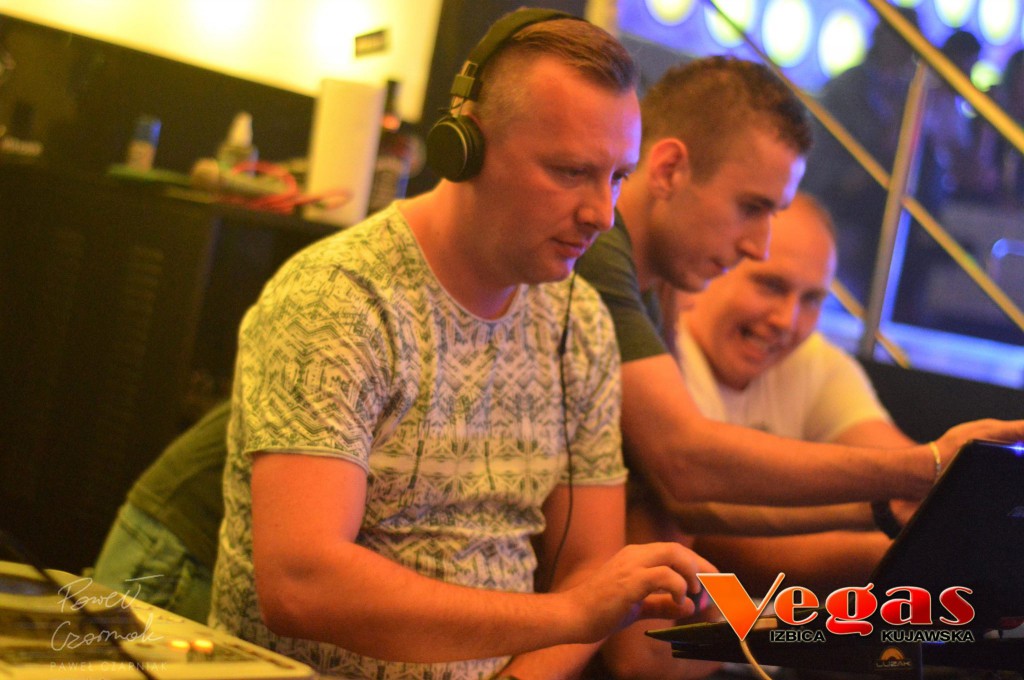 Gorąca, imprezowa noc w klubie Vegas