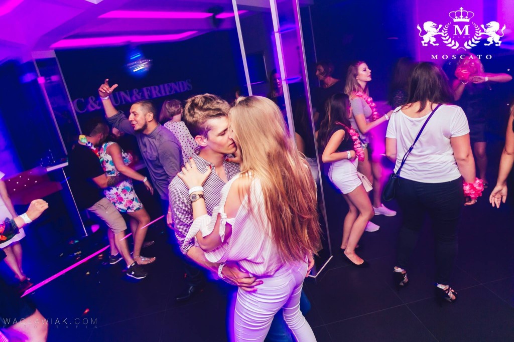 Hawaii Party w Moscato Club przy ul. Solnej