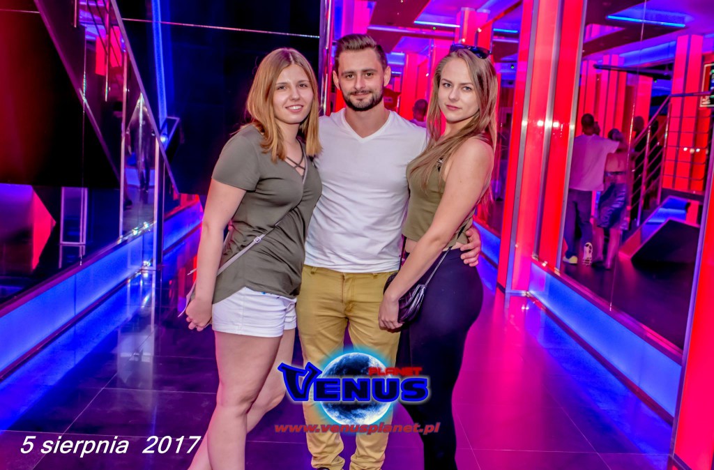 Sobotnia noc w klubie Venus Koneck