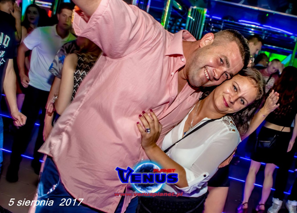 Sobotnia noc w klubie Venus Koneck