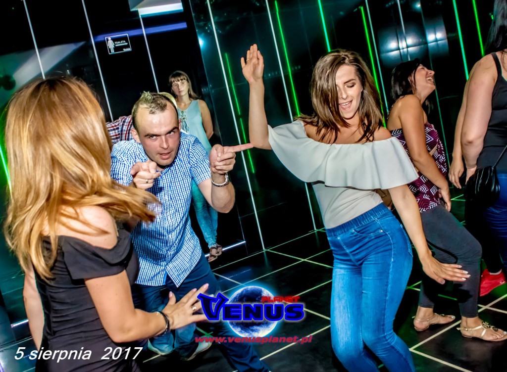Sobotnia noc w klubie Venus Koneck