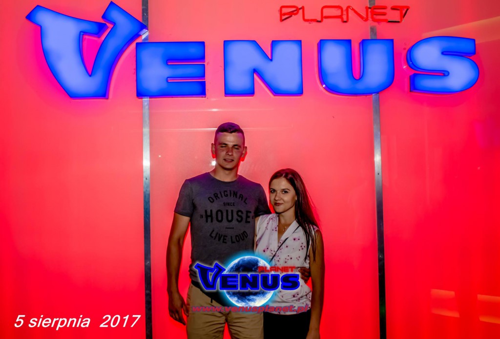 Sobotnia noc w klubie Venus Koneck