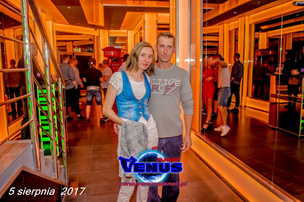Sobotnia noc w klubie Venus Koneck