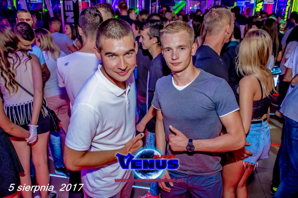Sobotnia noc w klubie Venus Koneck