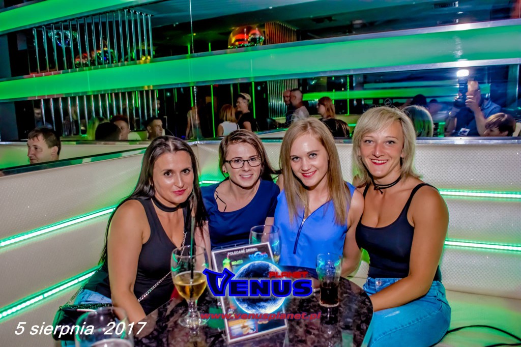 Sobotnia noc w klubie Venus Koneck
