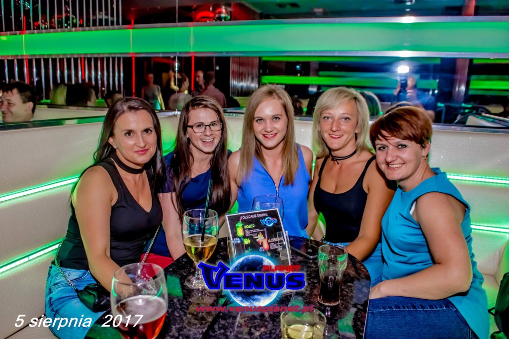 Sobotnia noc w klubie Venus Koneck