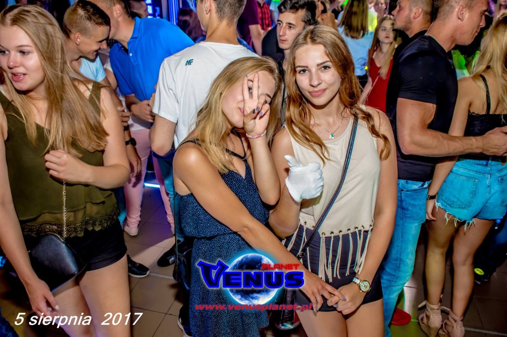 Sobotnia noc w klubie Venus Koneck