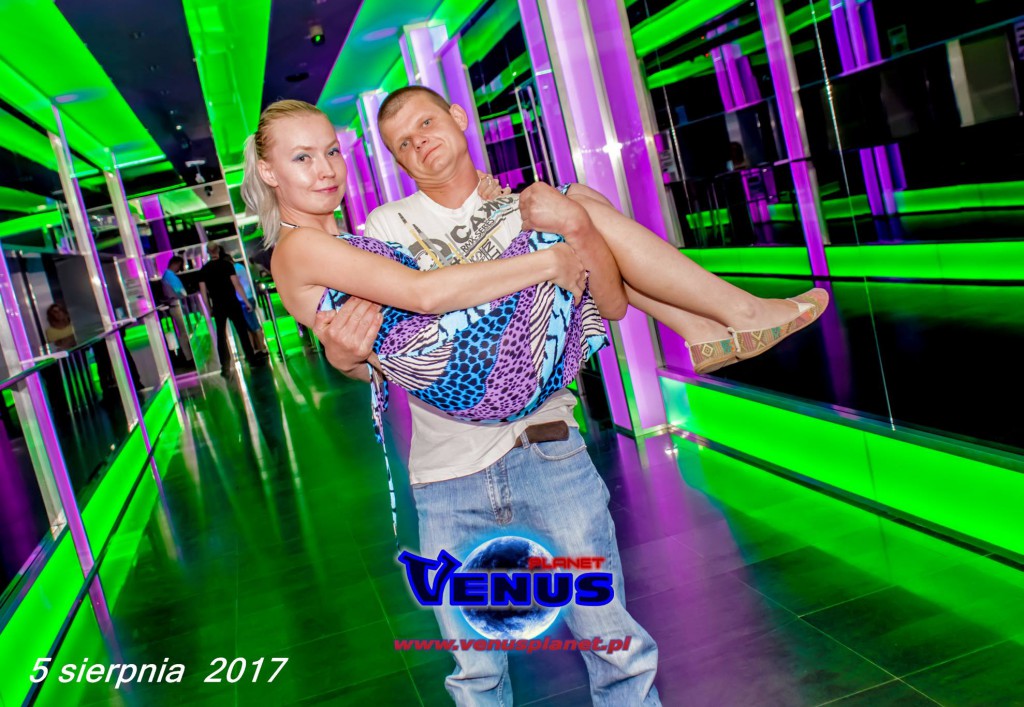 Sobotnia noc w klubie Venus Koneck