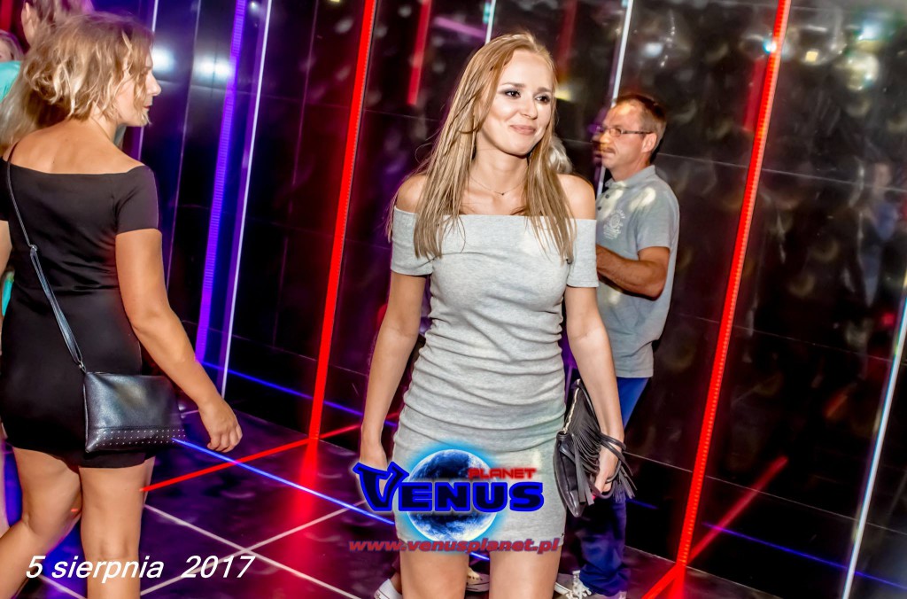 Sobotnia noc w klubie Venus Koneck