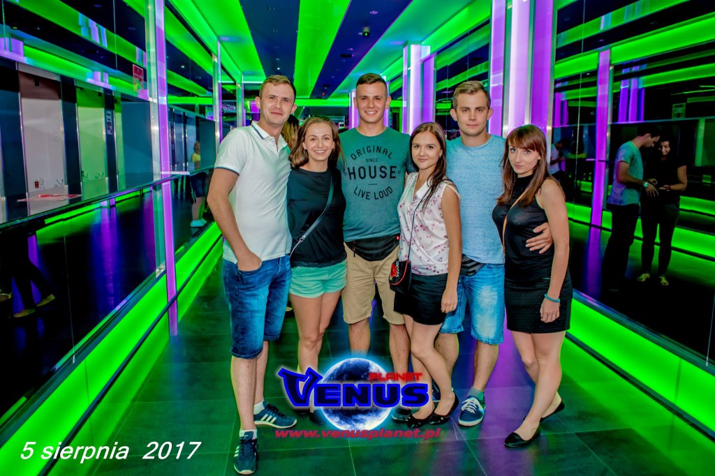 Sobotnia noc w klubie Venus Koneck
