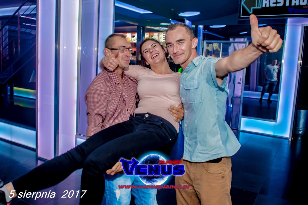 Sobotnia noc w klubie Venus Koneck