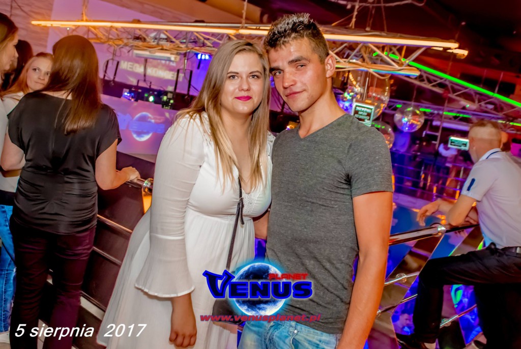 Sobotnia noc w klubie Venus Koneck
