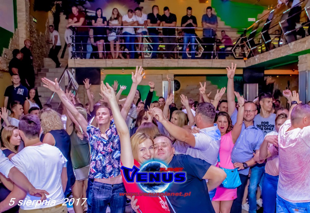 Sobotnia noc w klubie Venus Koneck