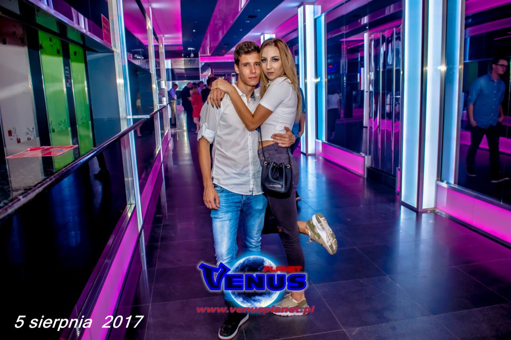 Sobotnia noc w klubie Venus Koneck