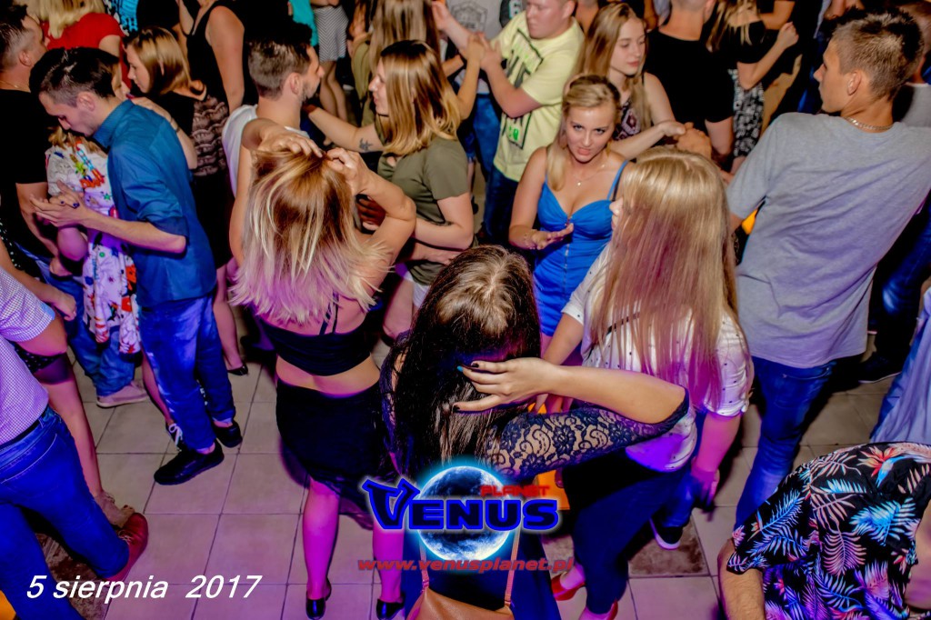 Sobotnia noc w klubie Venus Koneck