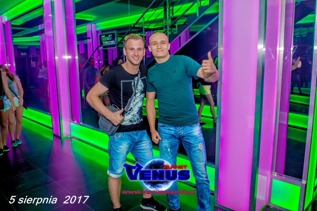 Sobotnia noc w klubie Venus Koneck