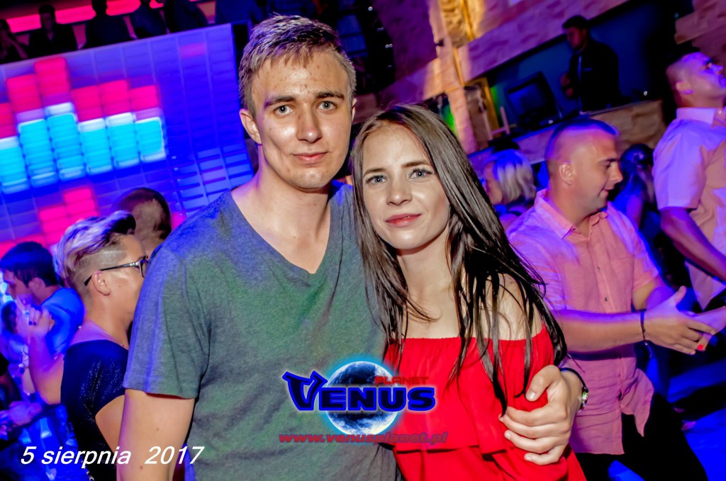 Sobotnia noc w klubie Venus Koneck