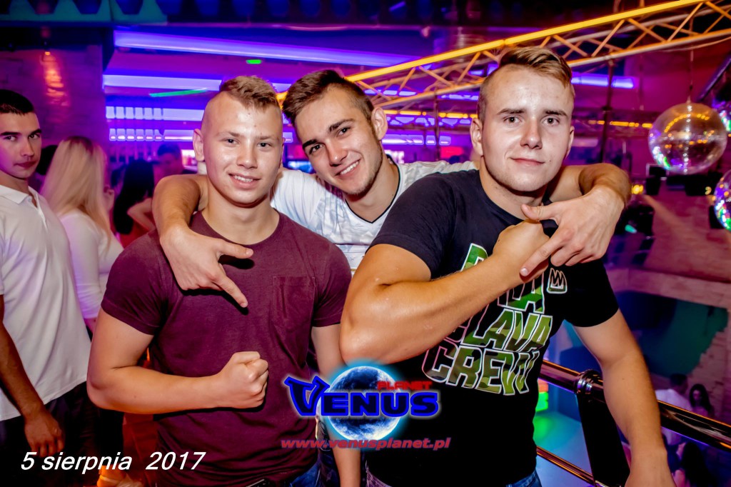Sobotnia noc w klubie Venus Koneck