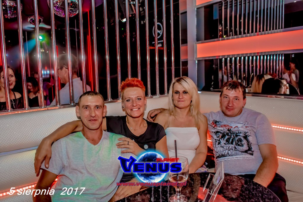 Sobotnia noc w klubie Venus Koneck