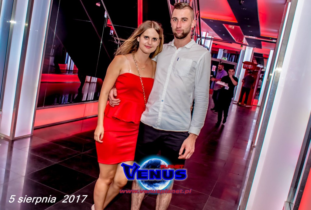 Sobotnia noc w klubie Venus Koneck