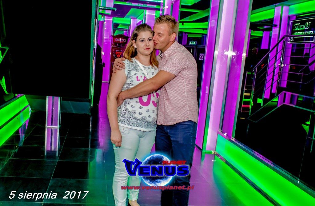 Sobotnia noc w klubie Venus Koneck