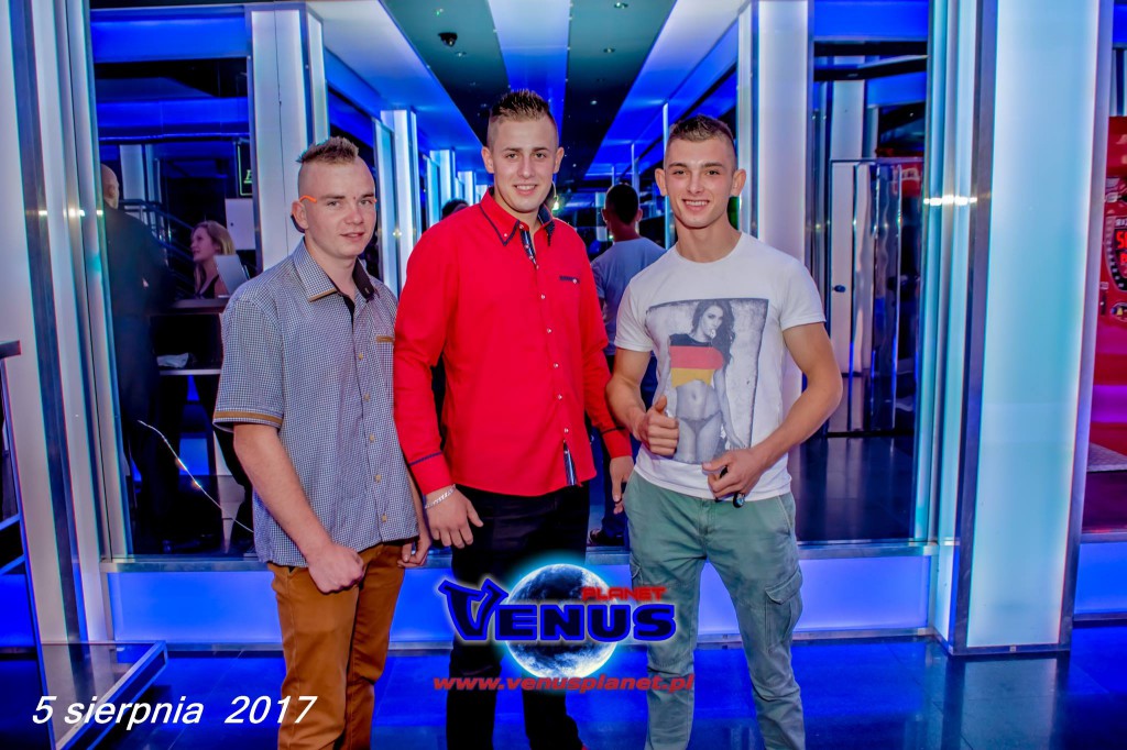 Sobotnia noc w klubie Venus Koneck