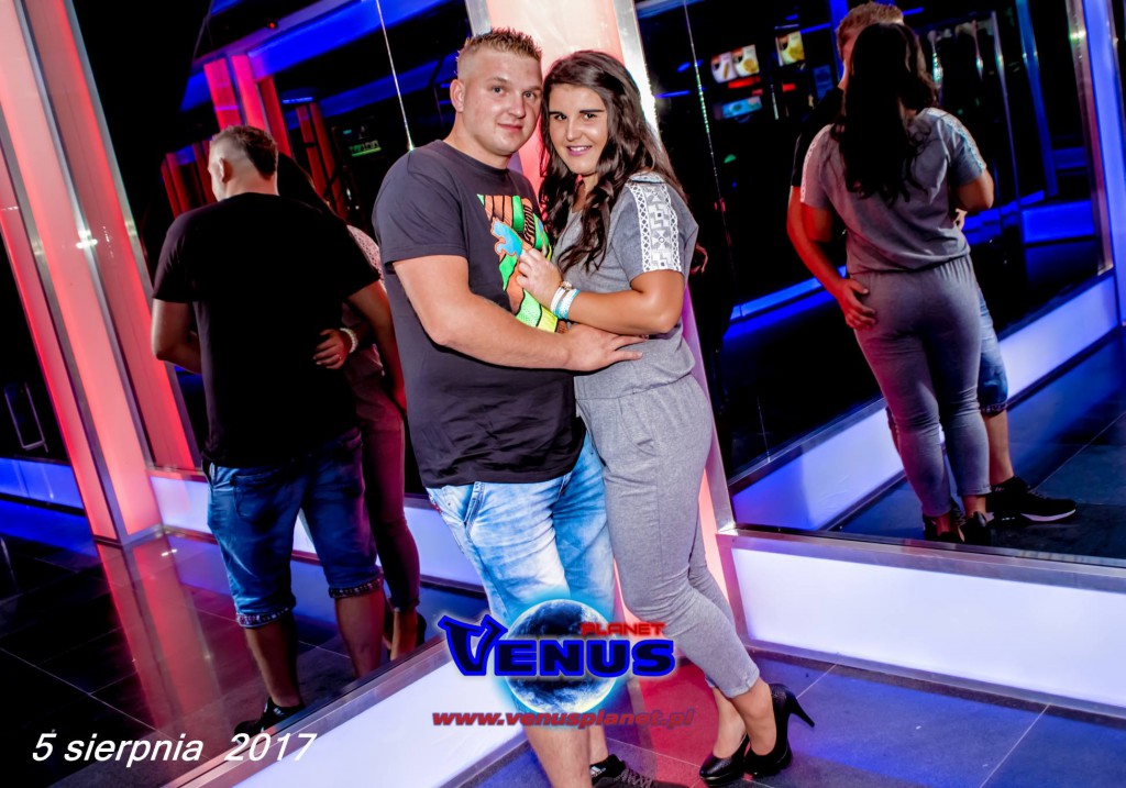 Sobotnia noc w klubie Venus Koneck