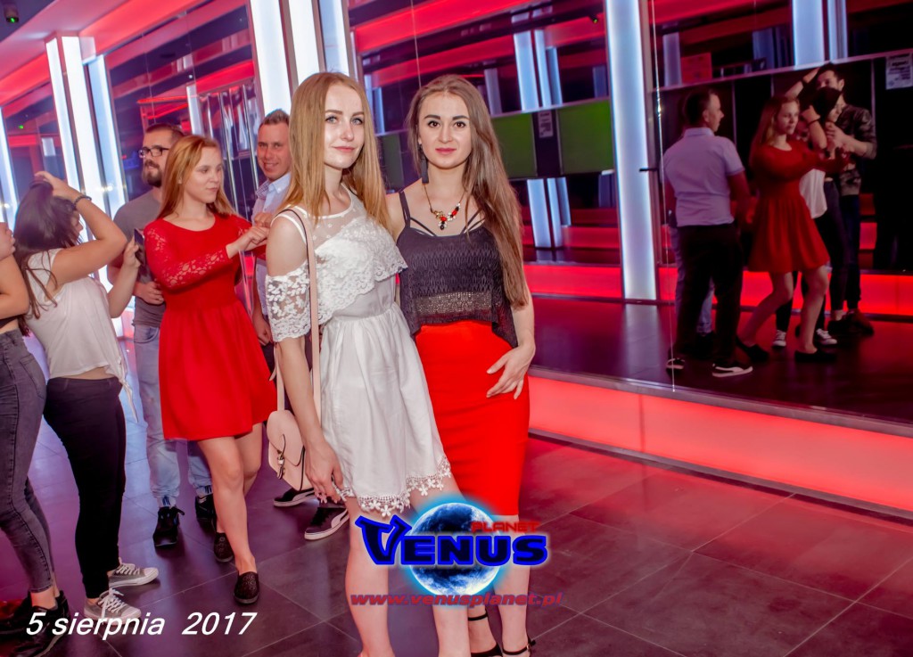 Sobotnia noc w klubie Venus Koneck