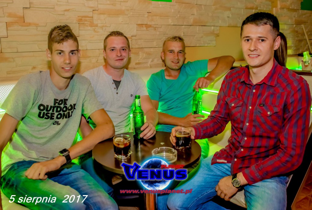 Sobotnia noc w klubie Venus Koneck