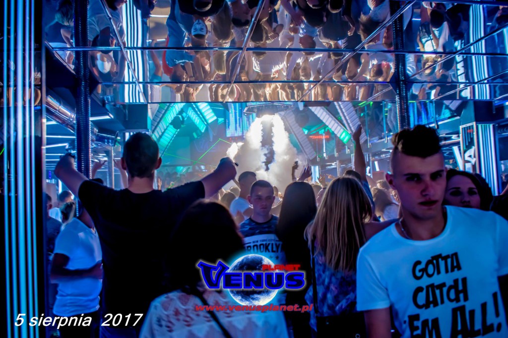 Sobotnia noc w klubie Venus Koneck