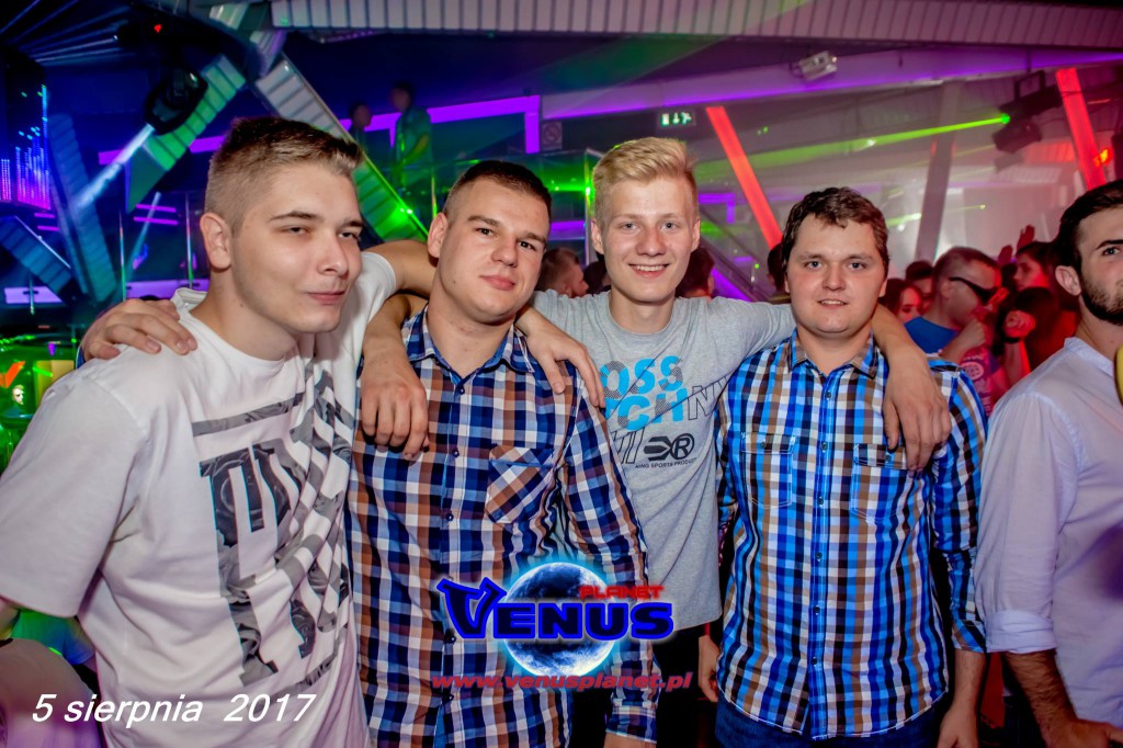 Sobotnia noc w klubie Venus Koneck