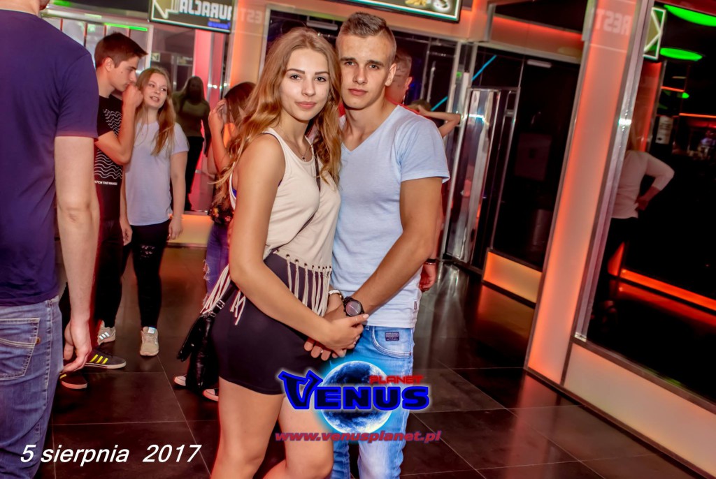 Sobotnia noc w klubie Venus Koneck