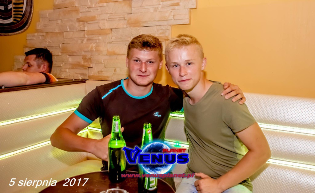 Sobotnia noc w klubie Venus Koneck