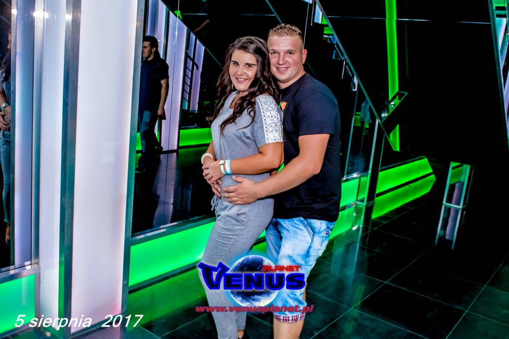 Sobotnia noc w klubie Venus Koneck