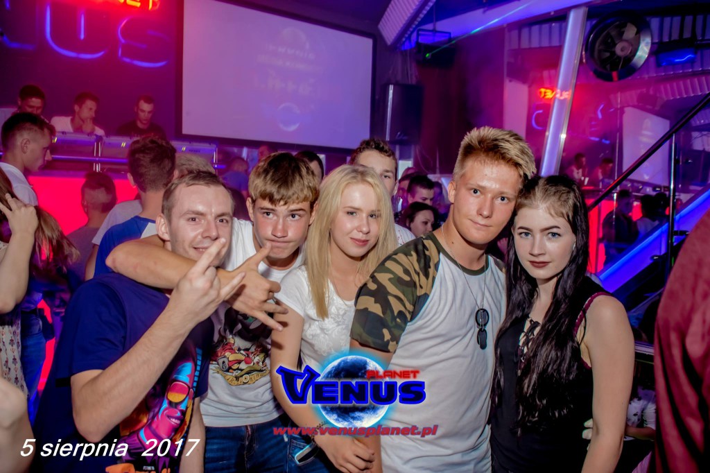 Sobotnia noc w klubie Venus Koneck