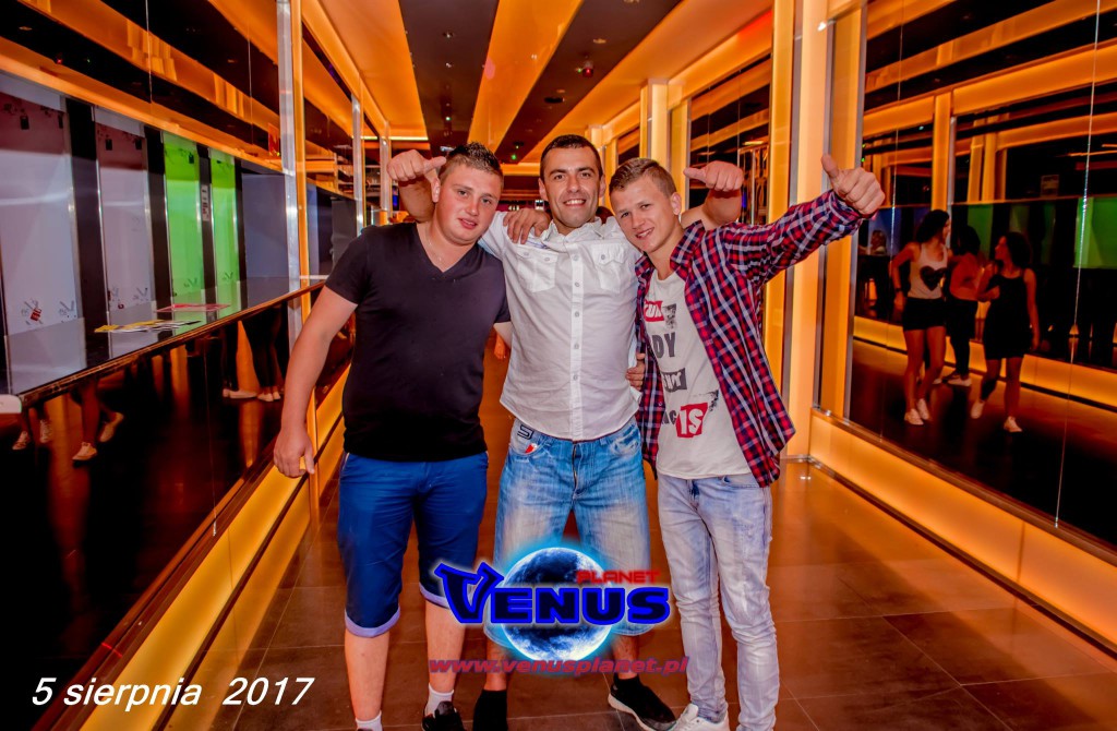 Sobotnia noc w klubie Venus Koneck