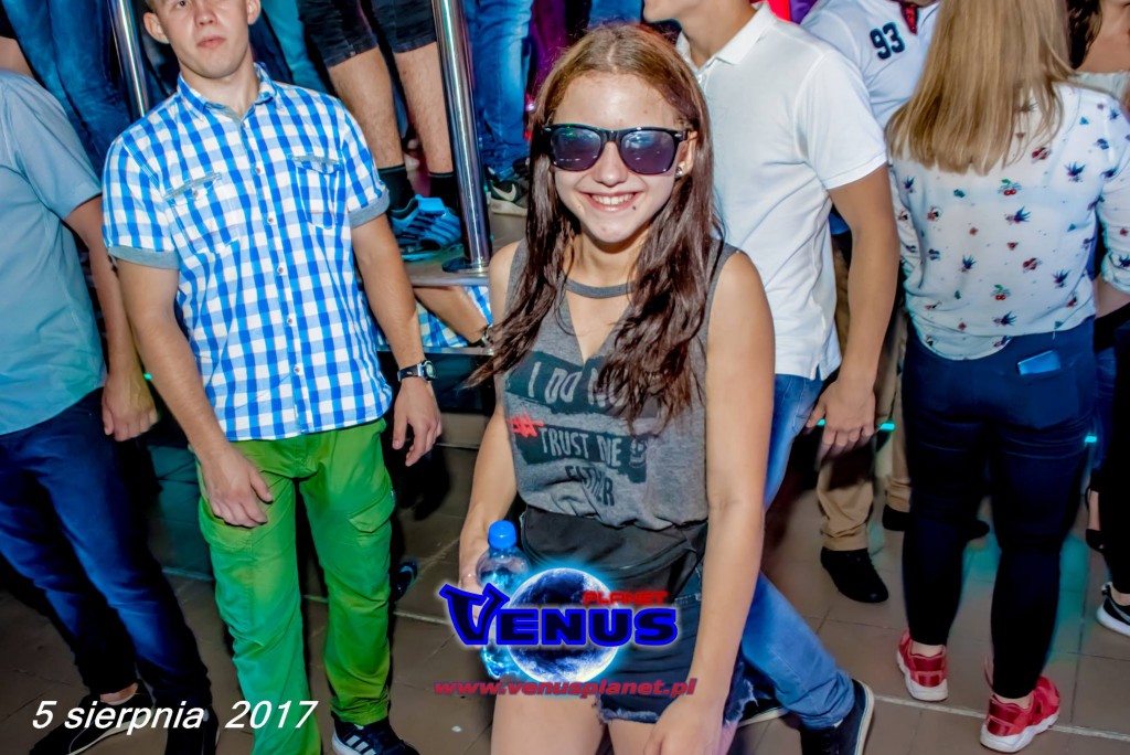 Sobotnia noc w klubie Venus Koneck