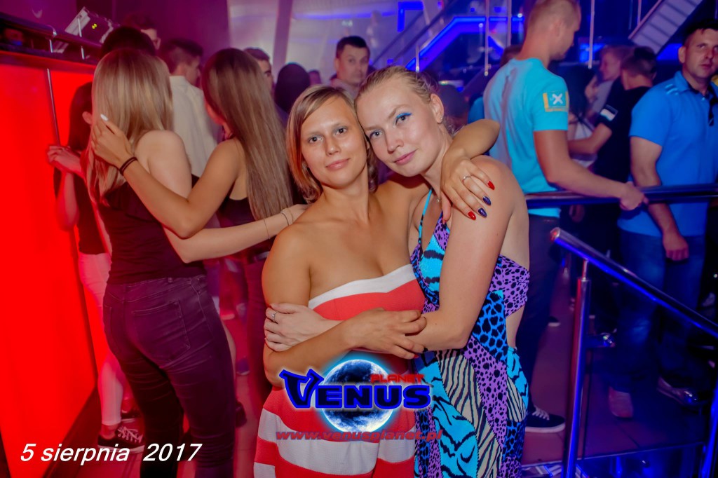 Sobotnia noc w klubie Venus Koneck