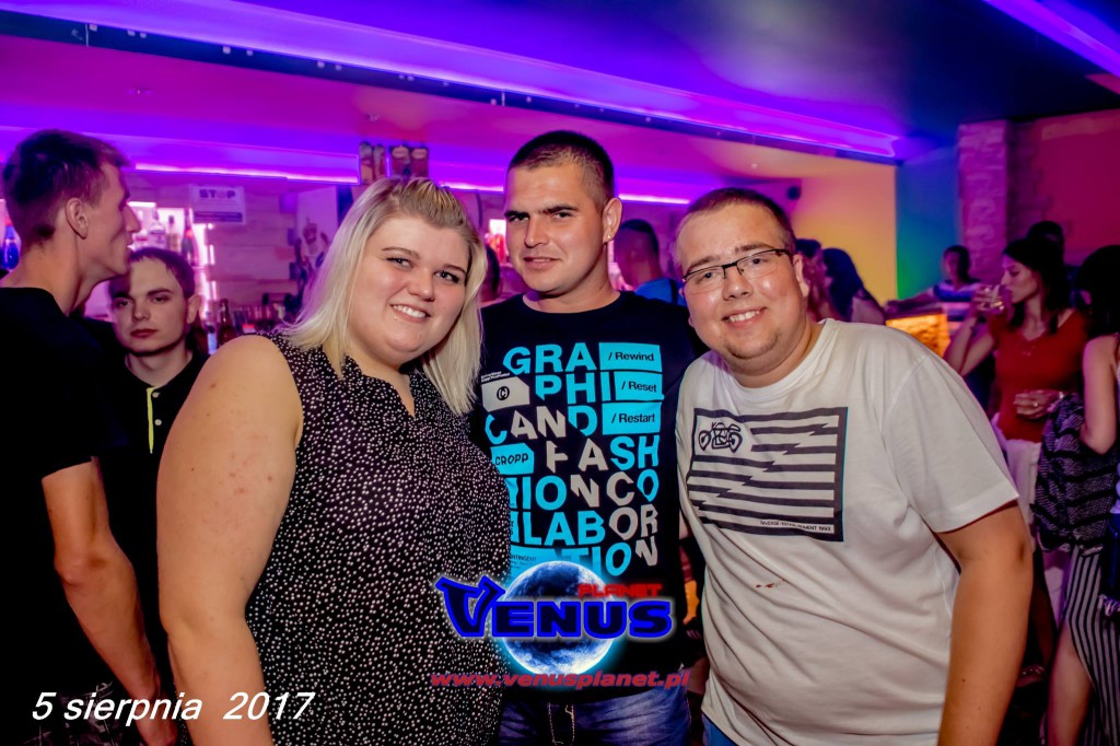 Sobotnia noc w klubie Venus Koneck