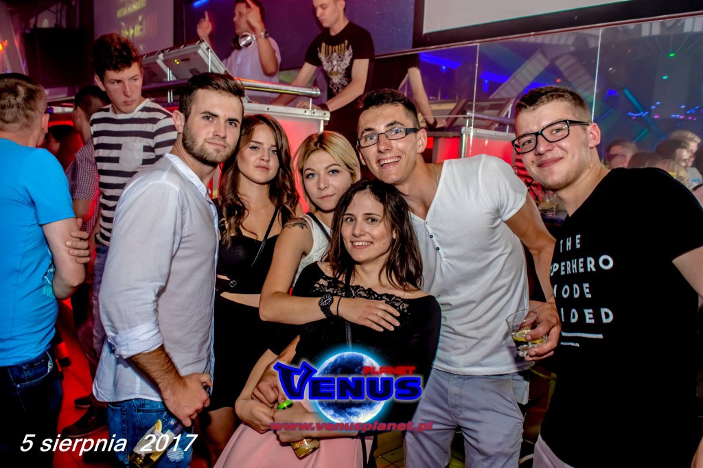 Sobotnia noc w klubie Venus Koneck