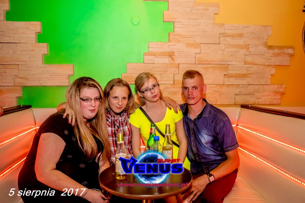 Sobotnia noc w klubie Venus Koneck